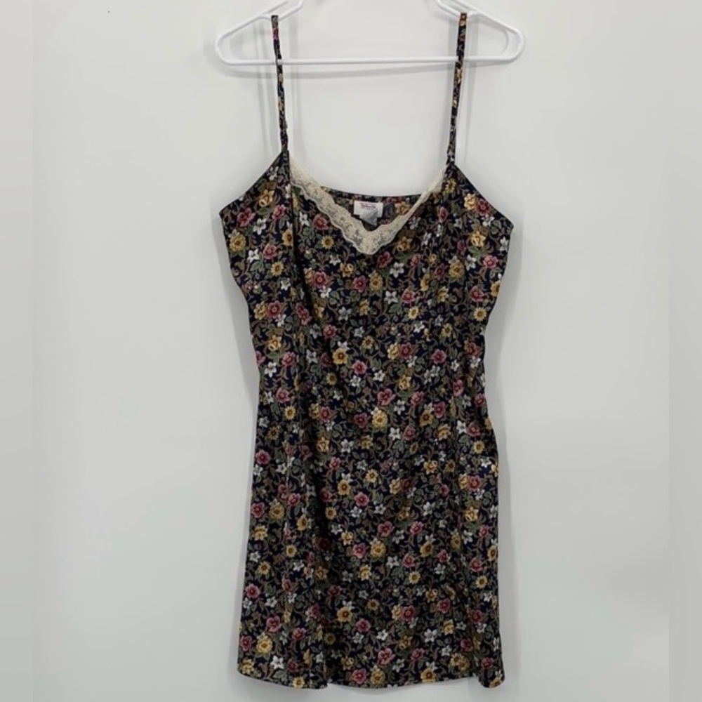Vintage Talbots Intimates Satin Chemise with Lace Trim  Women’s Size Large